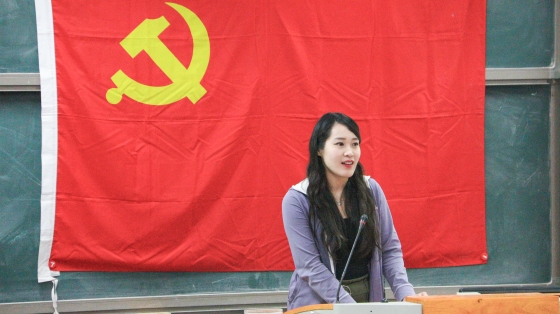 82e7957e822e862e4afc8aa5b6fd588a.jpg 张晓丹老师进行理论学习第一讲_副本.jpg